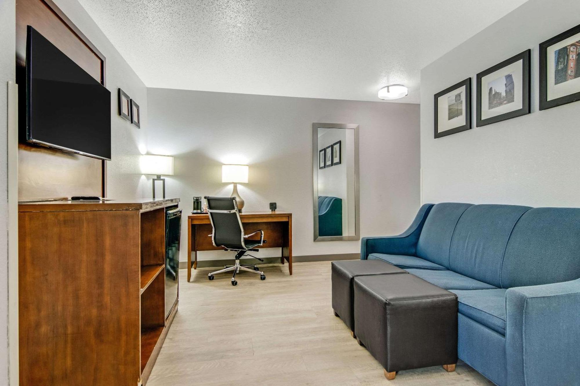 Comfort Suites Near I-80 And I-94 Lansing Eksteriør billede